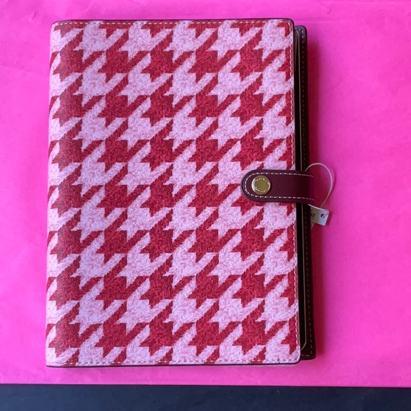 π COACH NOTEBOOK WITH HOUNDSTOOTH PRINT π NWT π - Picture 5 of 16